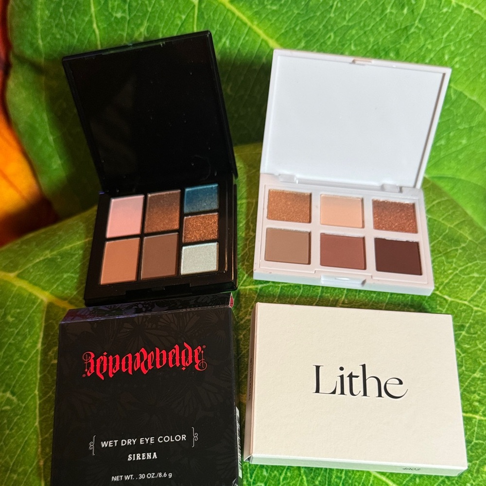 Lithe Neutral & Warm Eyeshadow Palette Duo - Beige, Brown, Peach